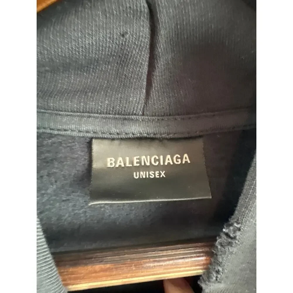 Unisex Balenciaga Size 2 Black Cropped Hoodie w/ Multicolor Abstract Design - Picture 4 of 6
